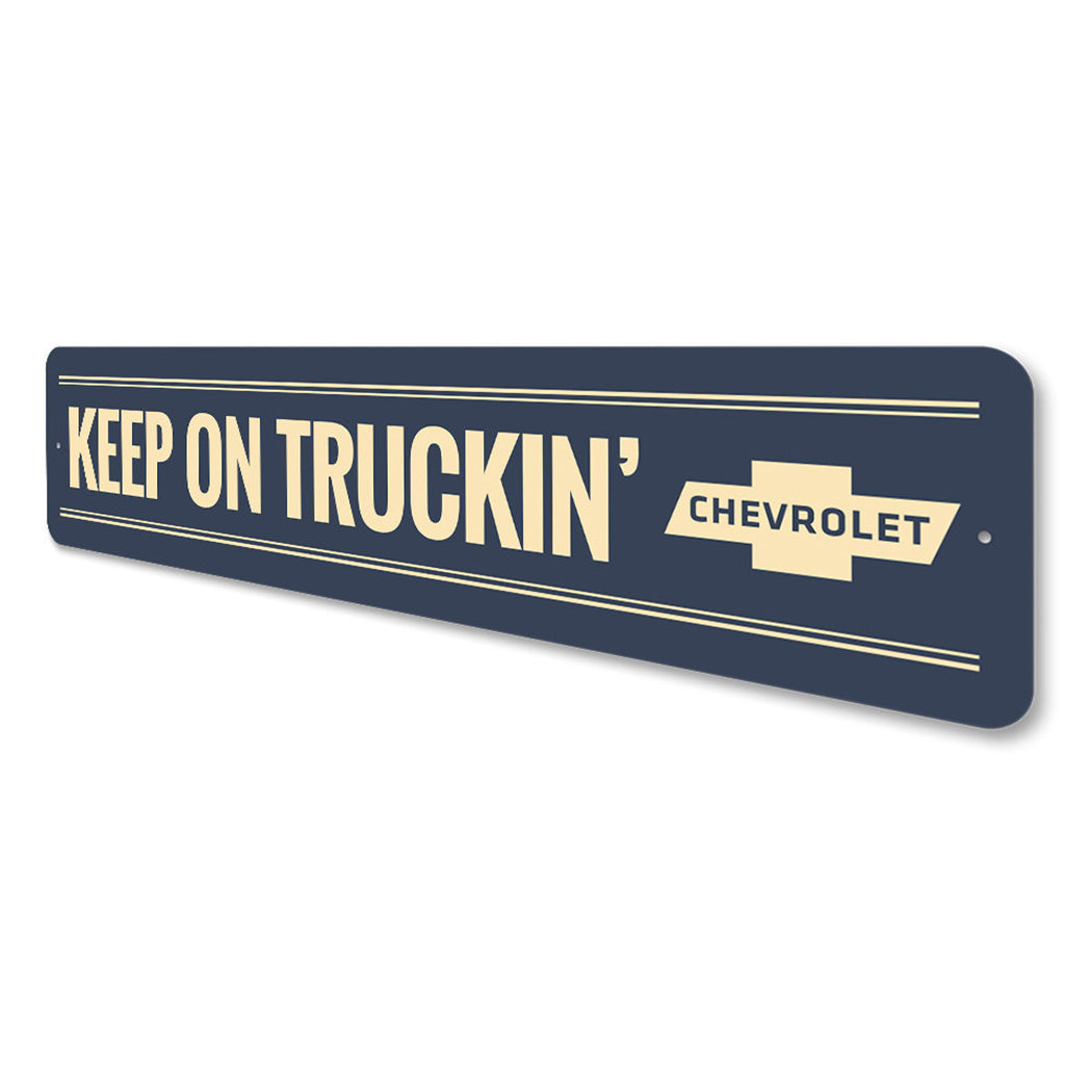 chevrolet-keep-on-truckin-aluminum-street-sign